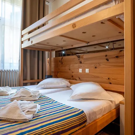 Tatil parkı Le Pre Du 4*
