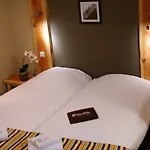 Aldeamento Turístico Le Pre Du 3*