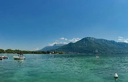 Le Pre Du Saint-Jorioz
